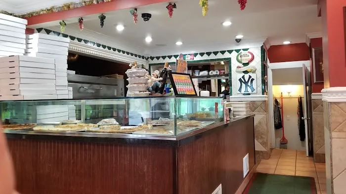 Frank's Pizza Picture 6