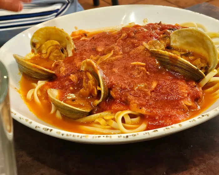 Leo's Italian Restaurant & Pizzeria Newburgh Picture 3