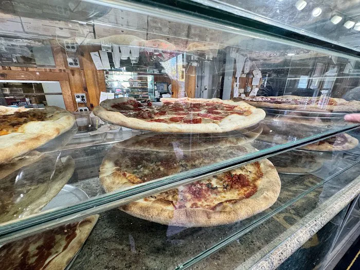 Johnny's Pizzeria & Restaurant Picture 3