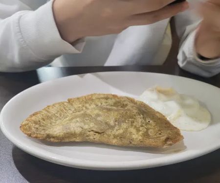 Mely & Mar Restaurant