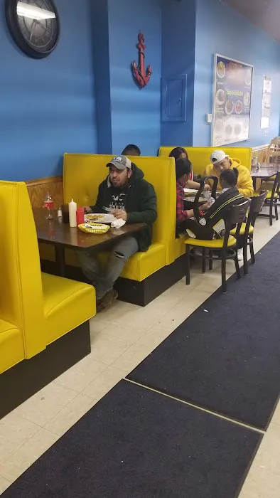 La Marina Restaurant Picture 5