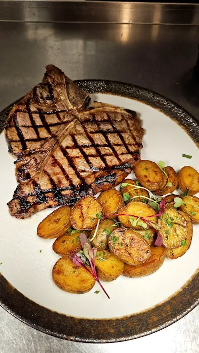 Matuto Bar & Grill Picture 3