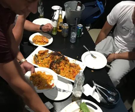 B-52's Lounge & Restaurant