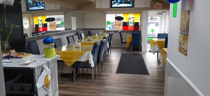 Sophia's EcuaCafe Restaurant Picture 8