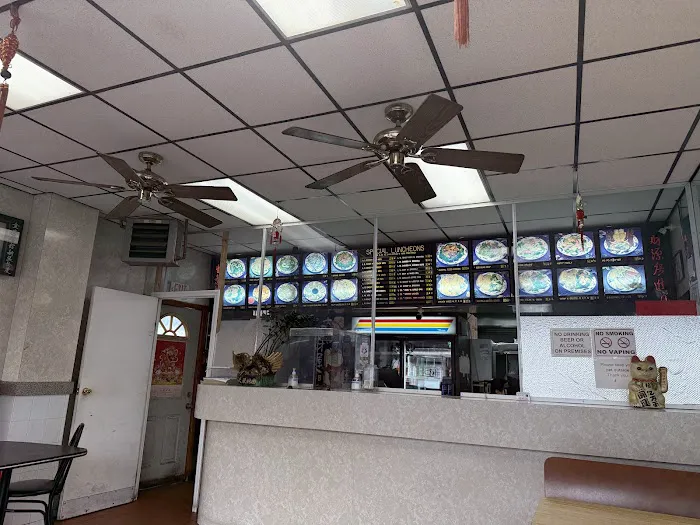 Golden Eagle Chinese Restaurant Picture 6