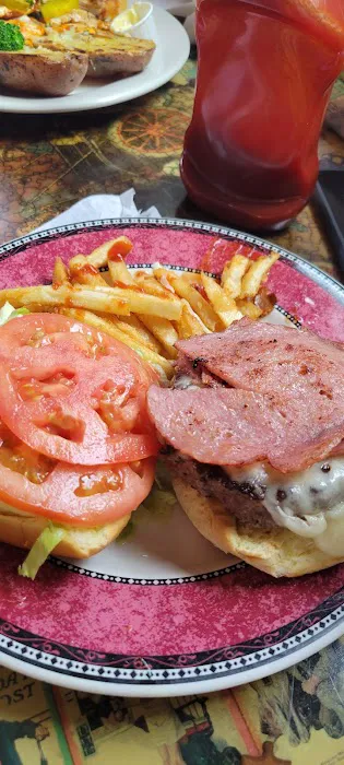 Vinnie's All Star Bar & Grill Picture 10