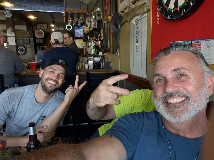 Vinnie's All Star Bar & Grill Picture 6