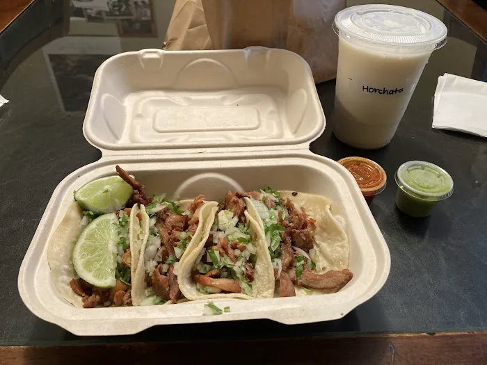 Taqueria Los Güeros Picture 8