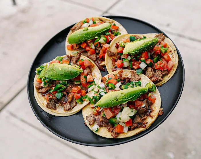 Taqueria Los Güeros Picture 9