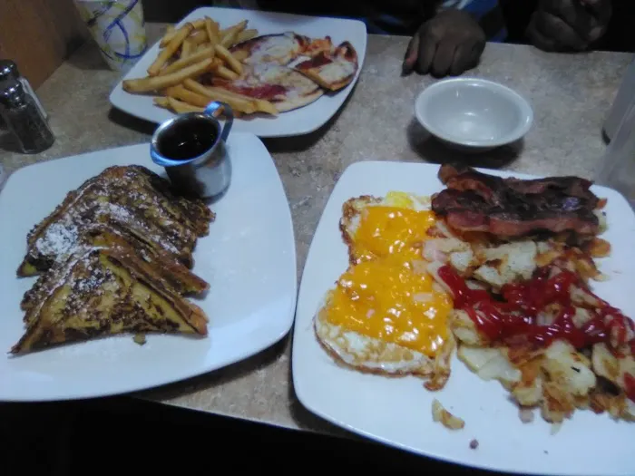 Village Diner Picture 4