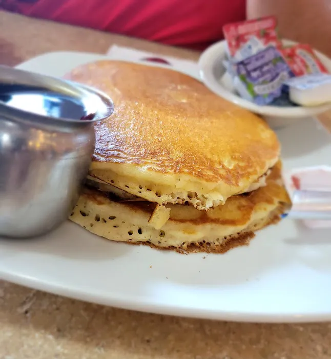 Village Diner Picture 5