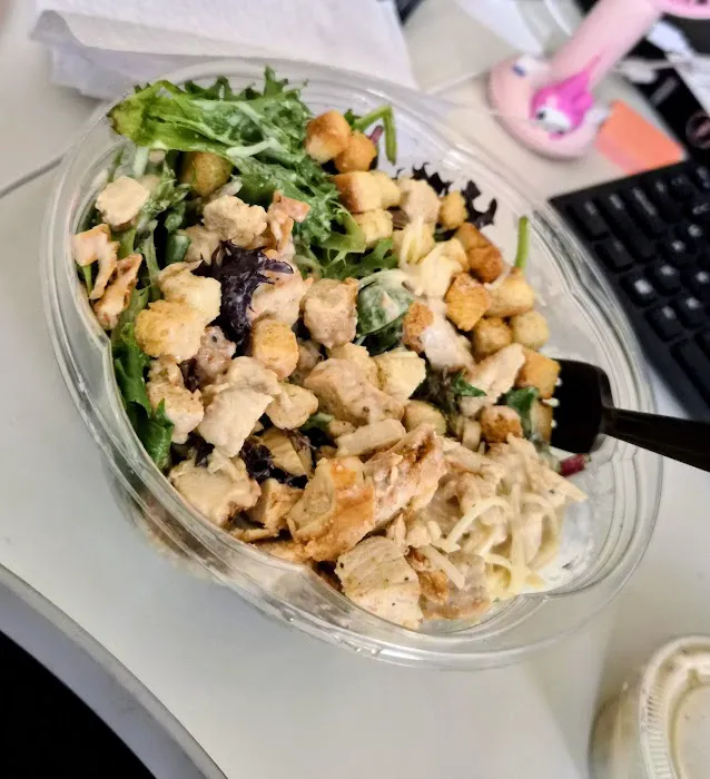 HLS Juice Bar & Grill Picture 4