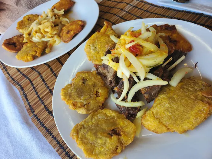 Woulibam Restaurant - Fine Haitian & Caribbean Cuisine Picture 9