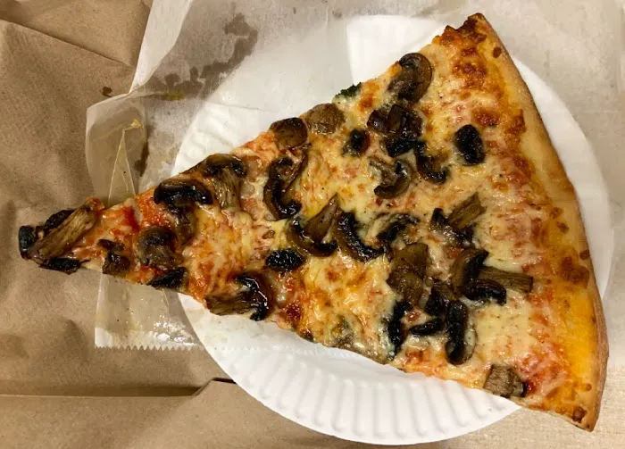 Pizza Plus Picture 4