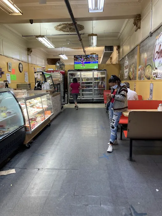 El Sabor Ambateño Bakery & Restaurant Picture 1