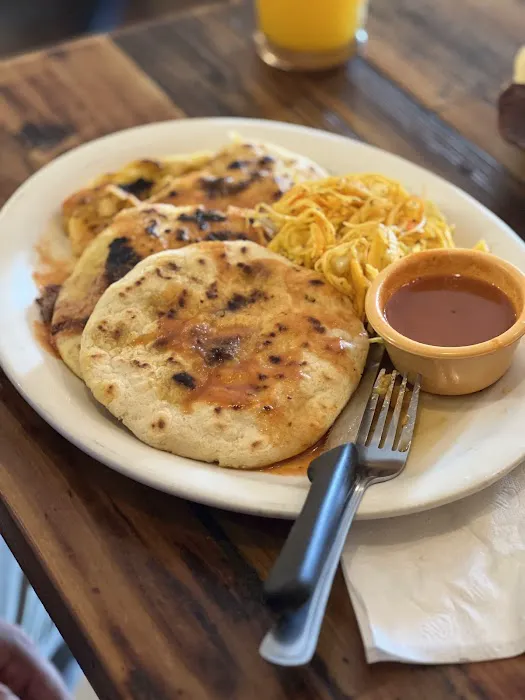 Honduras Restaurant Picture 2