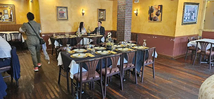 Michelinos Picture 9