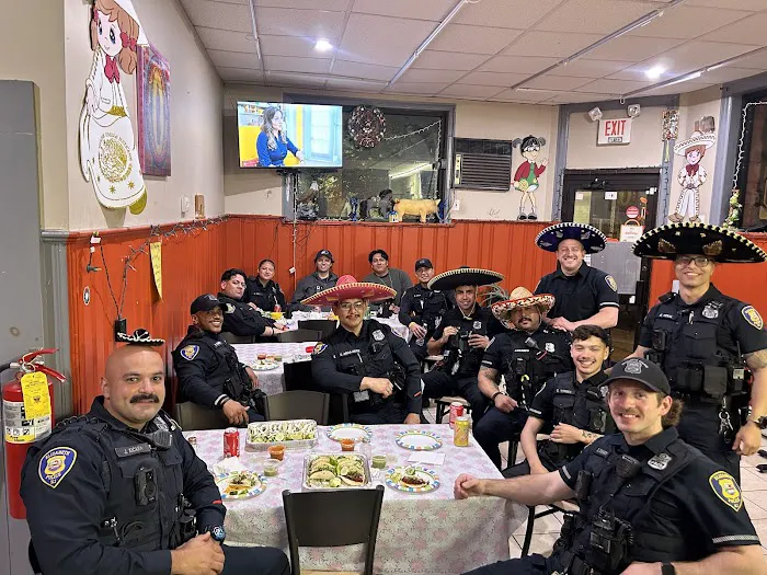 Taqueria los dos carnales del chacarrón Picture 1