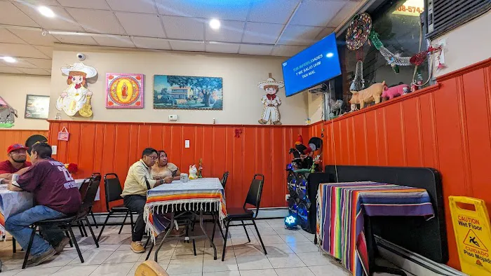 Taqueria los dos carnales del chacarrón Picture 6