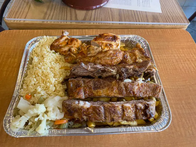 Ilobasco Restaurant Picture 7