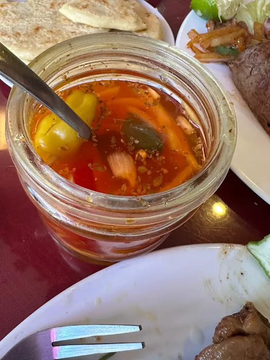 Ilobasco Restaurant Picture 9