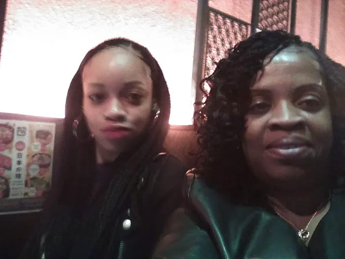 Halal Central Diner Picture 2