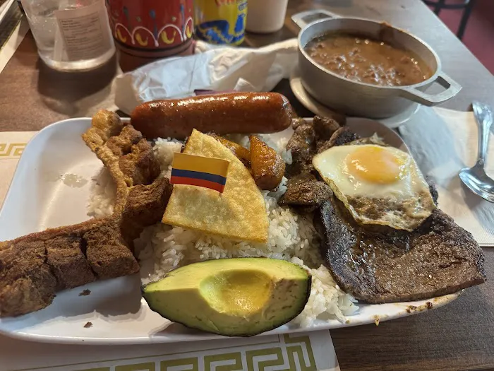 Las Ollitas Colombianas Picture 3