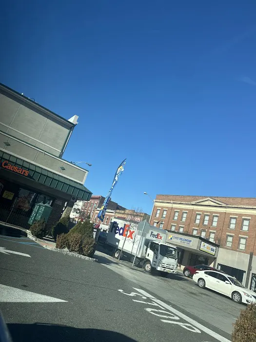 Little Caesars Pizza Picture 4