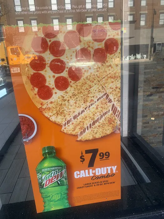 Little Caesars Pizza Picture 7