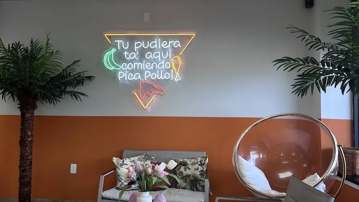 EQUIS Pica Pollo (Elizabeth) Picture 7