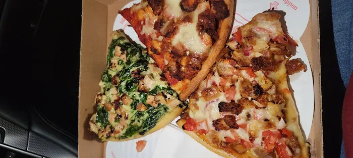 PieZano's Pizza Kitchen Picture 6