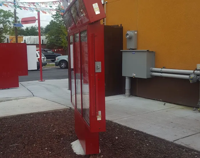 Popeyes Louisiana Kitchen Picture 2