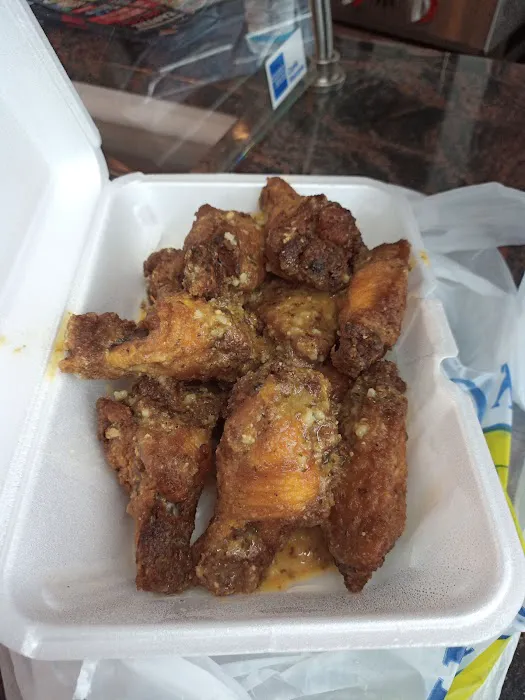 Halal n Spice Pizzeria Picture 7