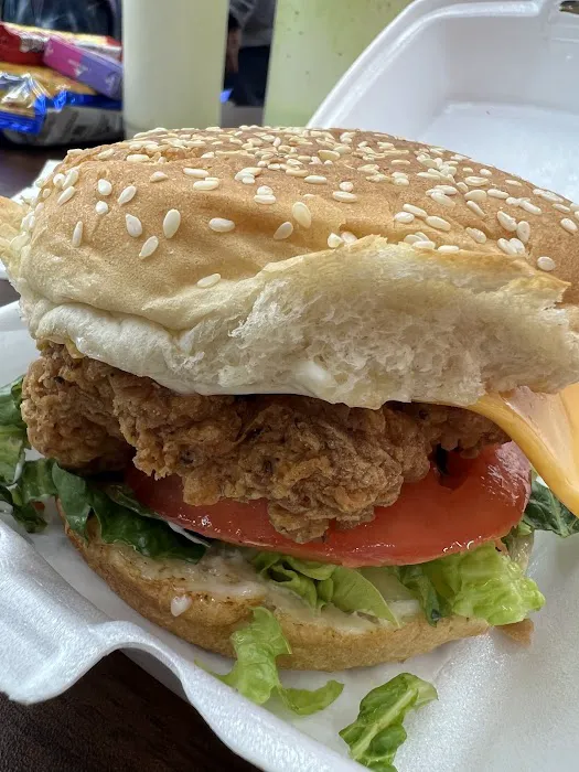 Halal n Spice Pizzeria Picture 5