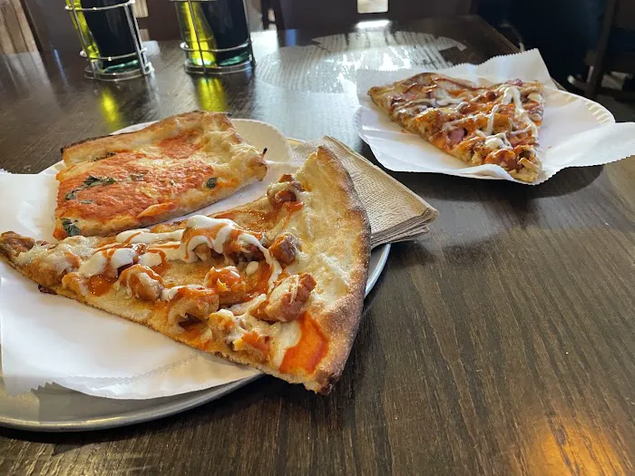 3 Brothers Pizza Cafe Picture 2