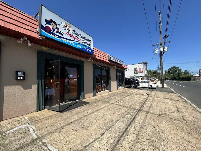 Antojitos Cibaenos Restaurant Picture 5