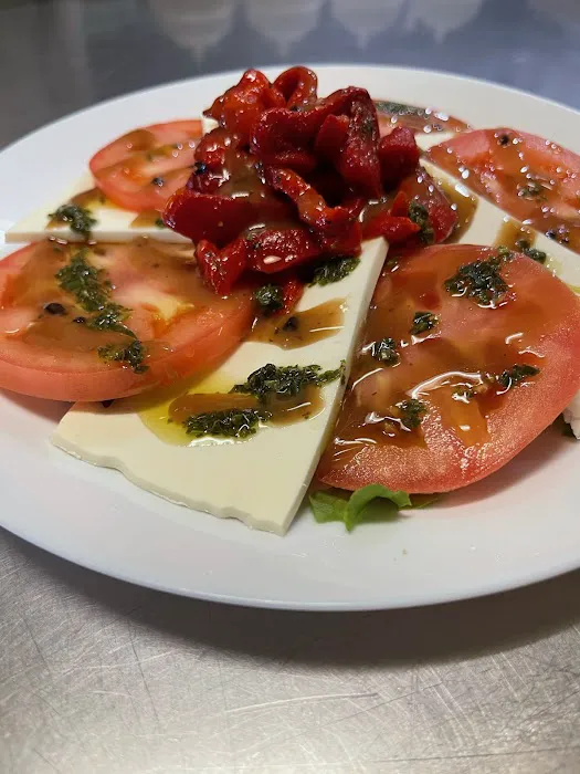 Primavera’s Restaurant & Pizza Picture 1