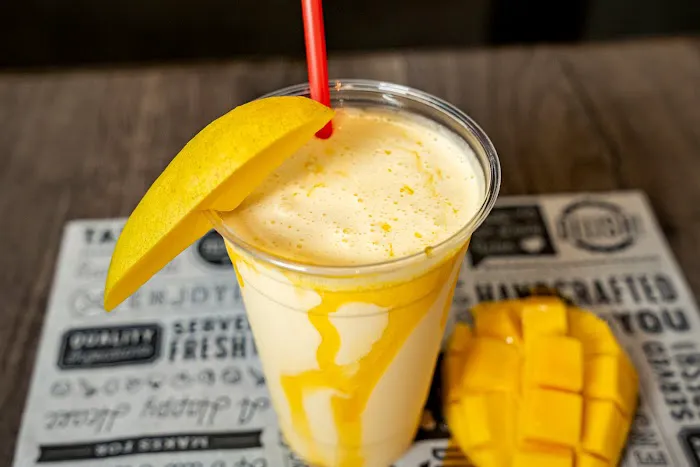 Bullhorns Burger Grill Picture 2