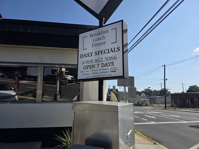 Johnny's Diner Picture 3