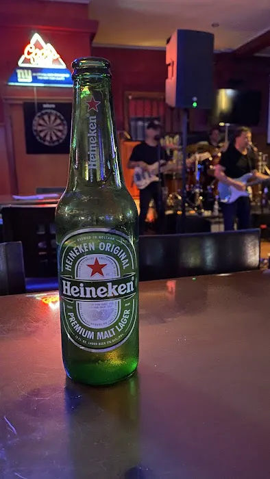 Rocky's Bar & Grill Picture 6