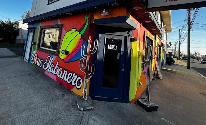 Blue Habanero at Perth Amboy Picture 4