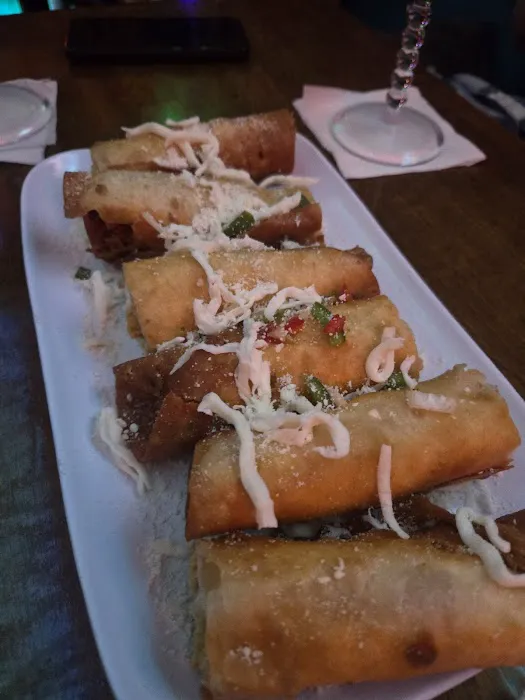 La Traviesa Picture 3