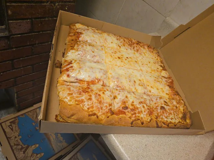 Stella's Pizza. Picture 9