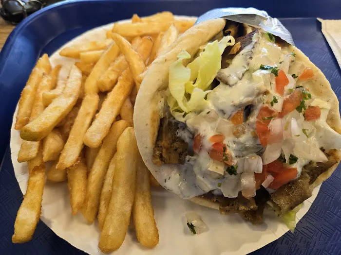 504 Grill and Gyro Picture 7