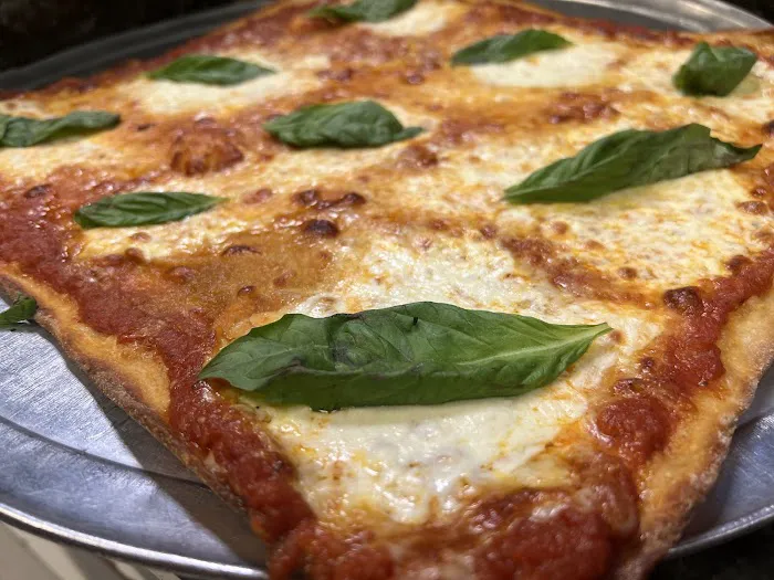 Goodfellows Pizza & Italian Specialties Picture 9