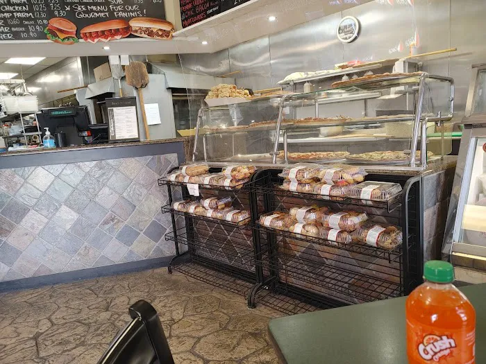 Goodfellows Pizza & Italian Specialties Picture 4