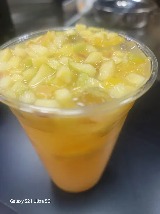 Pupuseria y Restaurante Adonay Picture 8