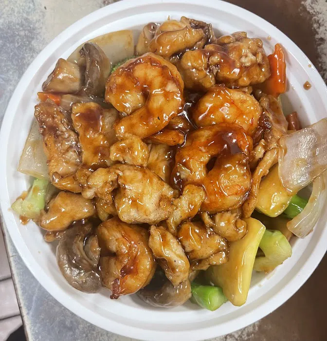 New Diamond Restaurant Picture 10