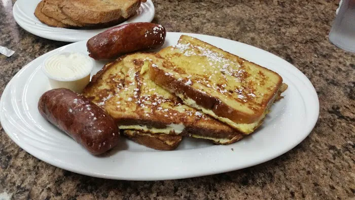 Colonial Restaurant Picture 7