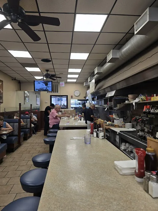 Colonial Restaurant Picture 4